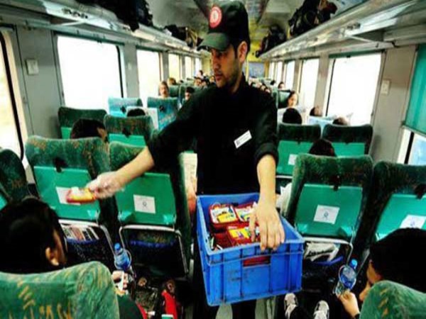 indian-railways-plans-to-adopt-airline-catering-model-in-trains-being-served-by-irctc