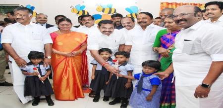 Chief Minister launches nursery classes in govt. schools 